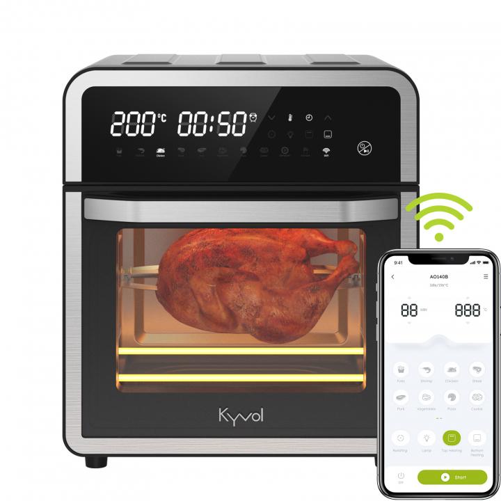 Kyvol 14,5 liters airfryer-ovn med glassdør og roterende kurv på kjøkkenbenken